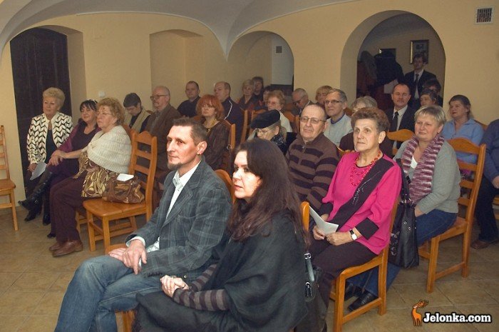 podzielili-sie-opatkiem-w-domu-noblisty-24672