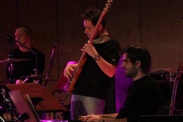 muzyka-i-swiato-na-scenie-24686