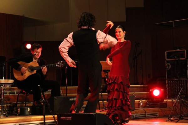 muzyka-i-swiato-na-scenie-24686