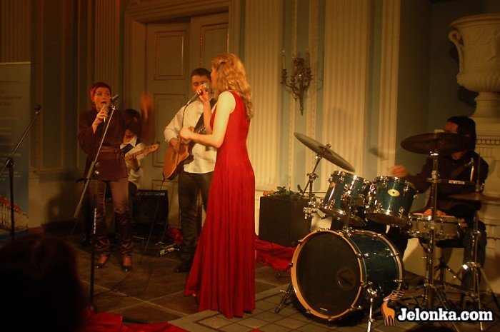 w-bekitnej-mikoajkowej-krainie-agodnosci-24687