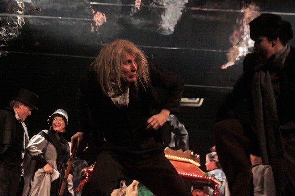 czar-dobra-i-ducha-dickensa-24701