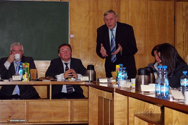 kolejna-odsona-boju-o-przychodnie-24776
