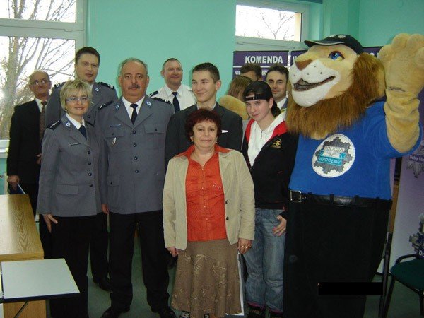 na-podium-za-wiedze-o-policji-24806