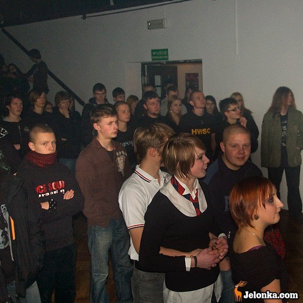 decybele-tylko-dla-fanow-24810