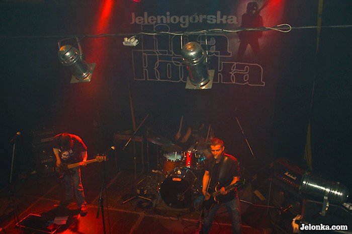 decybele-tylko-dla-fanow-24810