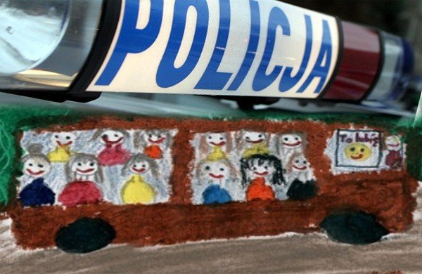na-sygnaach-za-autobusem-z-maluchami-24918