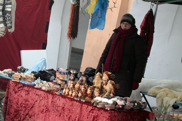 kiermasz-swiateczny-w-okowach-mrozu-24966