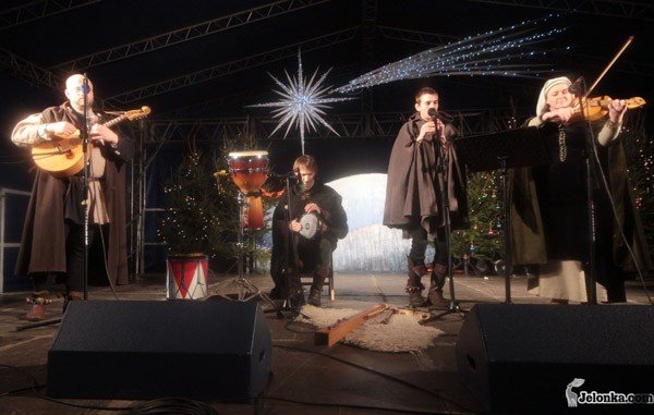 niech-narodzi-sie-w-nas-dziecina-25026