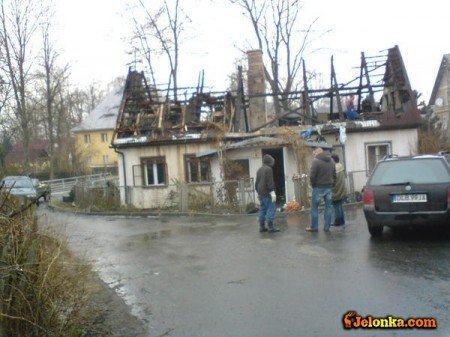 pogorzelcy-czekaja-na-pomoc-25117