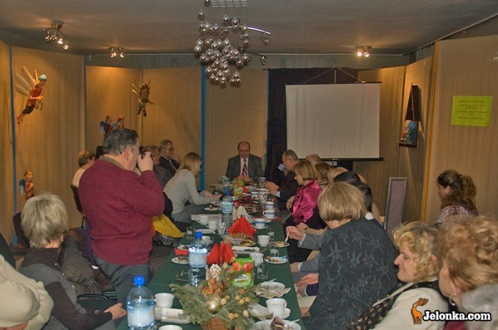 marzenia-i-szara-rzeczywistosc-pod-chojnikiem-25123