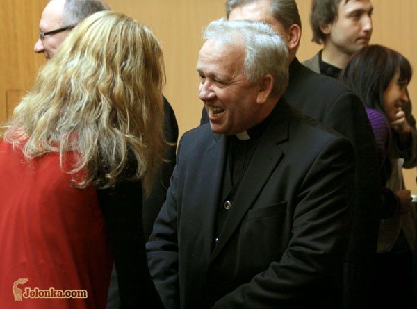 w-nowy-rok-z-akordeonem-i-mioscia-video-25203