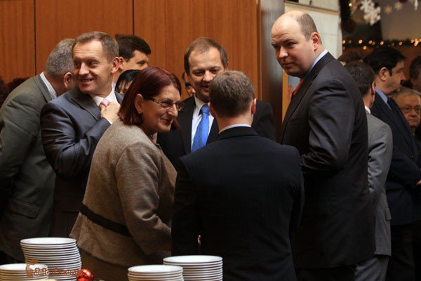 w-nowy-rok-z-akordeonem-i-mioscia-video-25203
