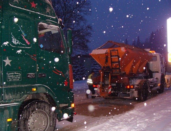 straszna-noc-na-drogach-dzien-nie-jest-lepszy-25273