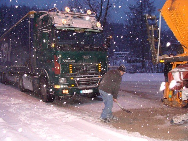 straszna-noc-na-drogach-dzien-nie-jest-lepszy-25273