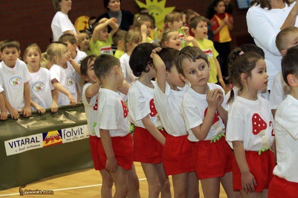 dorosli-o-pluszaki-dzieci-o-puchary-25278