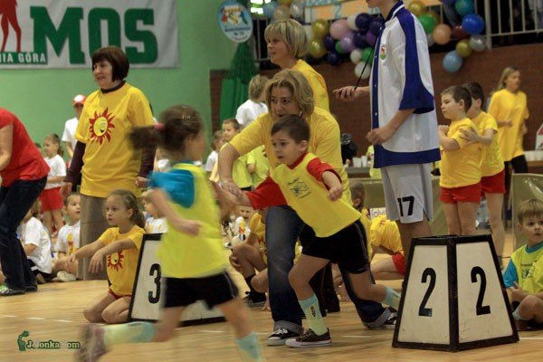 dorosli-o-pluszaki-dzieci-o-puchary-25278