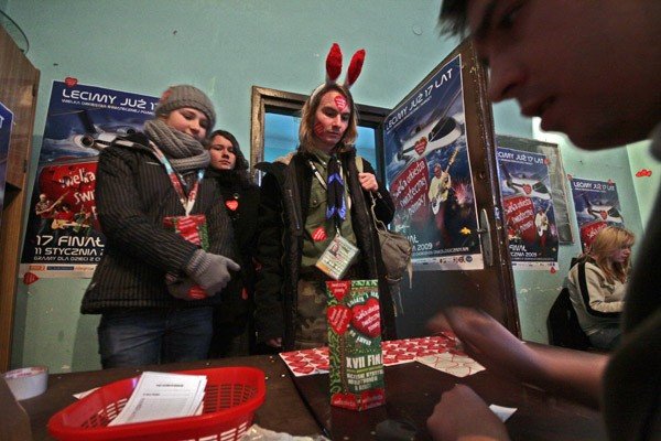 Ubiegłoroczny finał WOŚP w sztabie ZHP.