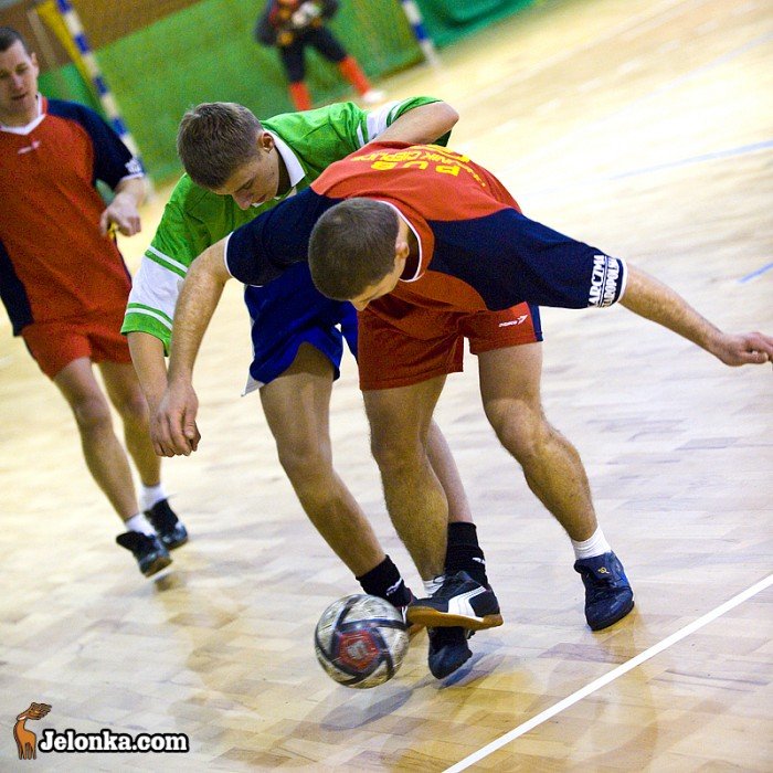 vii-kolejka-ii-ligi-maracana-pokonana-25299