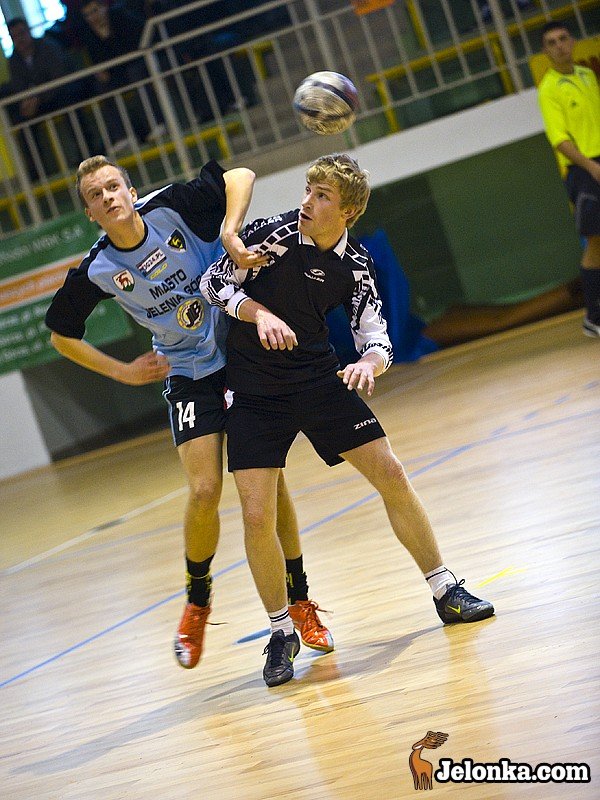 vii-kolejka-ii-ligi-maracana-pokonana-25299