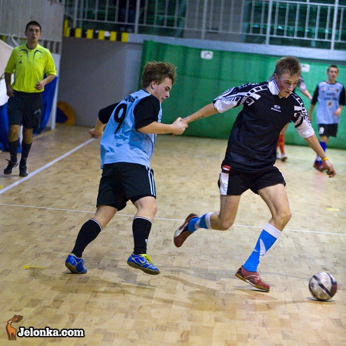 vii-kolejka-ii-ligi-maracana-pokonana-25299