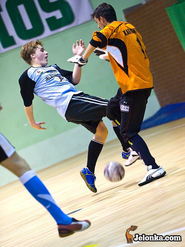 vii-kolejka-ii-ligi-maracana-pokonana-25299