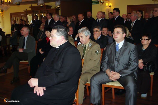 pochway-i-gratulacje-w-cieniu-dugu-25345