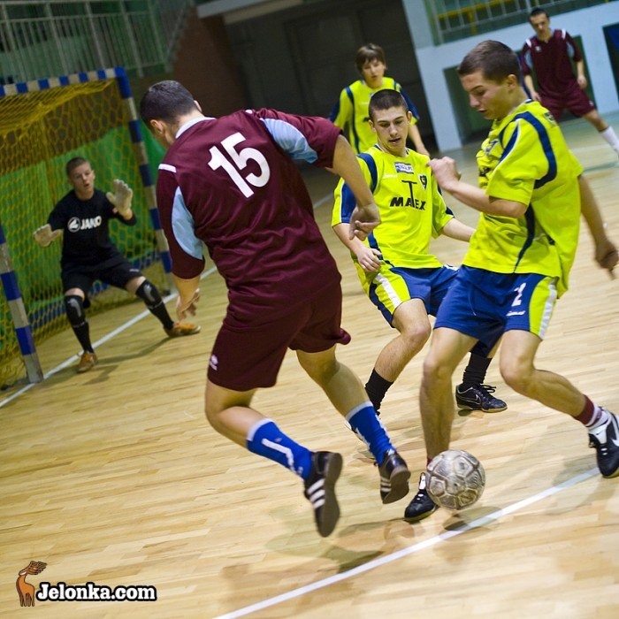 faworyci-nie-zawodza-x-kolejka-i-jlf-25465