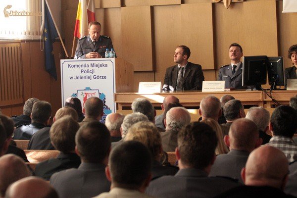 policjanci-nie-popadajcie-w-samozachwyt-25611