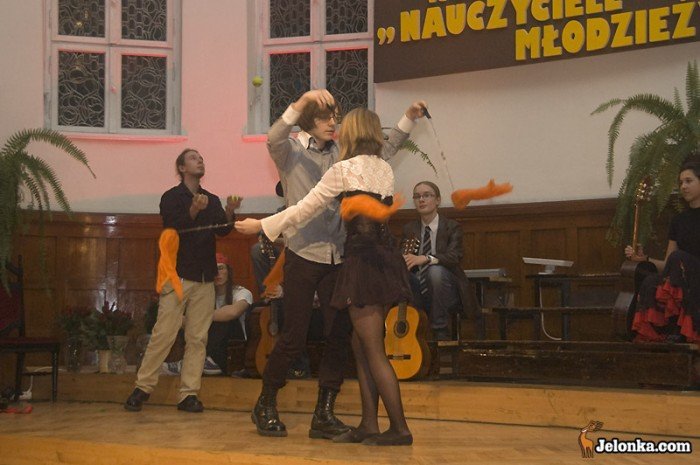 nauczycielskie-serca-dla-uczniow-25658