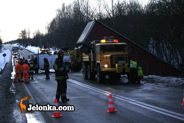 tir-w-rowie-horror-na-trzydziestce-25765