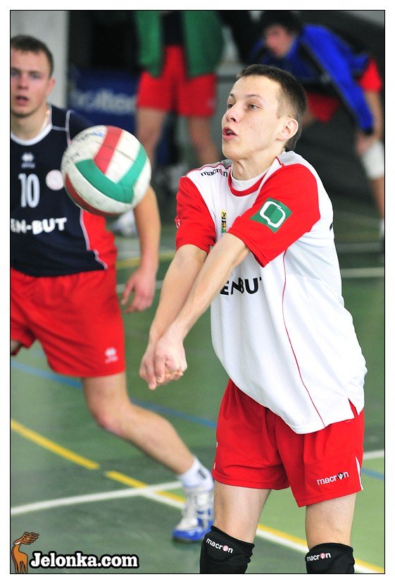 pewne-zwyciestwo-podopiecznych-wojciecha-lary-25931