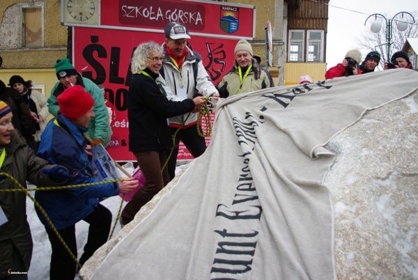 odsonili-kamien-czomolungmy-25932