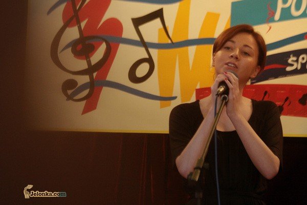 wysokie-loty-z-poezja-26183