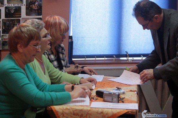 wysokie-loty-z-poezja-26183