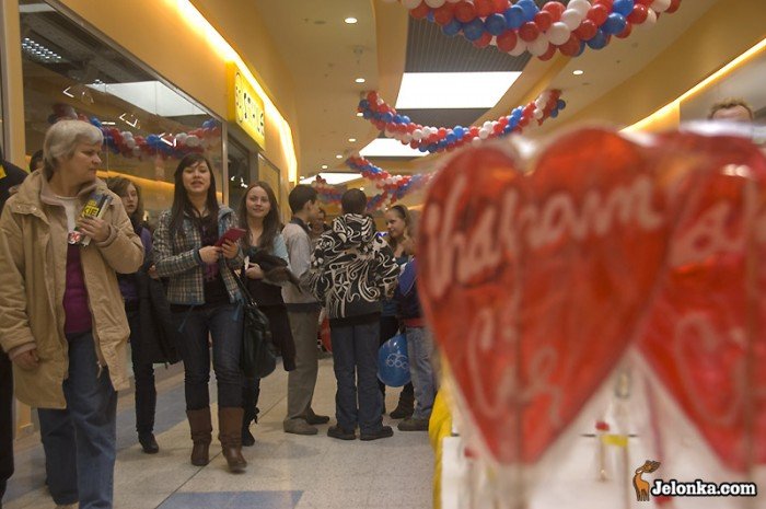 natarcie-na-galerie-tesco-26185