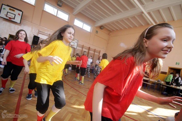 w-razie-wypadku-skutecznie-pomoga-26373