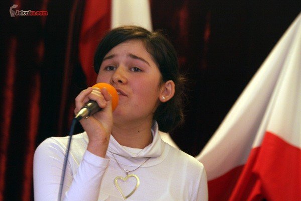 muzyka-z-biaym-orem-w-tle-wyniki-26443