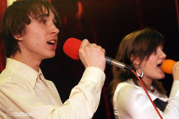 muzyka-z-biaym-orem-w-tle-wyniki-26443