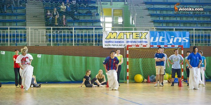 ekonom-wita-wiosne-na-sportowo-26620