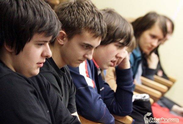 swiat-modych-jak-z-bonda-26664
