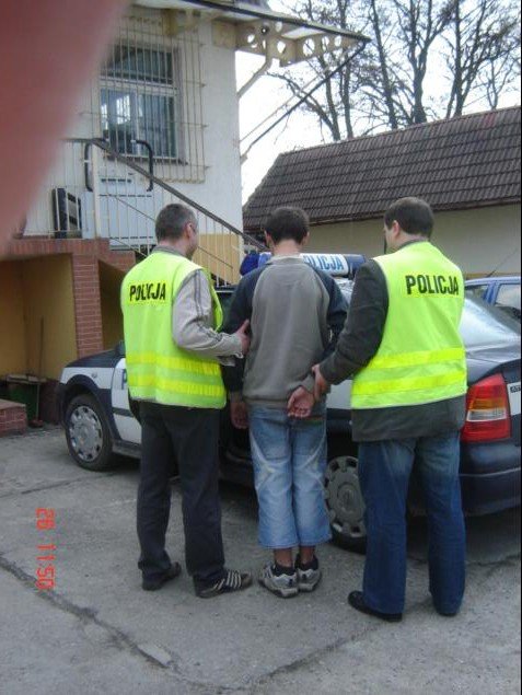 nastolatek-podpalaczem-26768