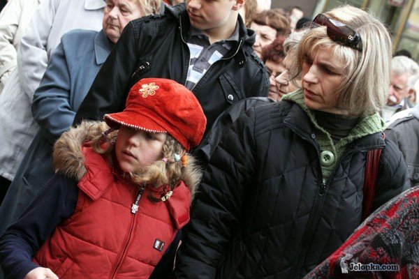swiety-koscio-grzesznych-ludzi-26829