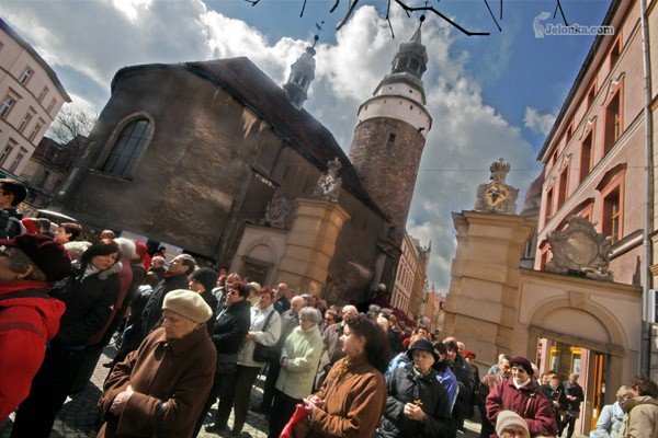 swiety-koscio-grzesznych-ludzi-26829