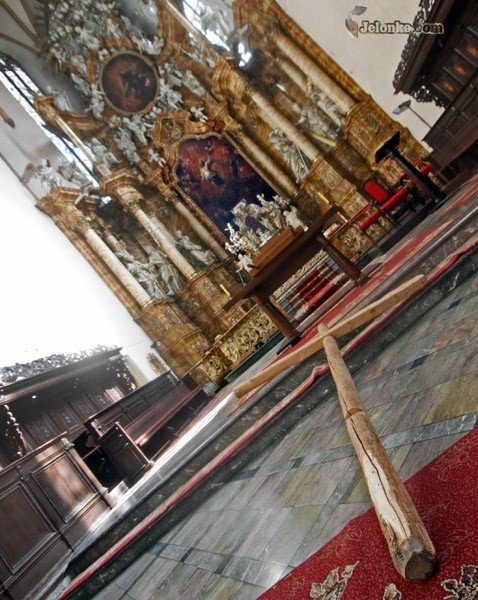 swiety-koscio-grzesznych-ludzi-26829