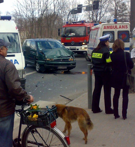 wypadek-na-niebezpiecznym-skrzyzowaniu-26847