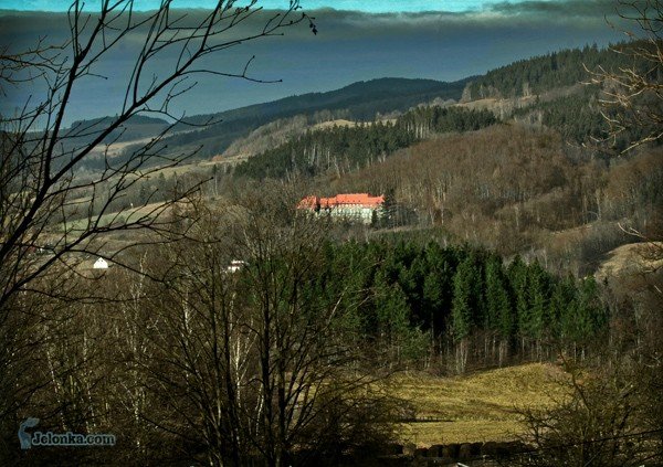 Dawne prewentorium – widok z Miedzianki. 26 XII 2009