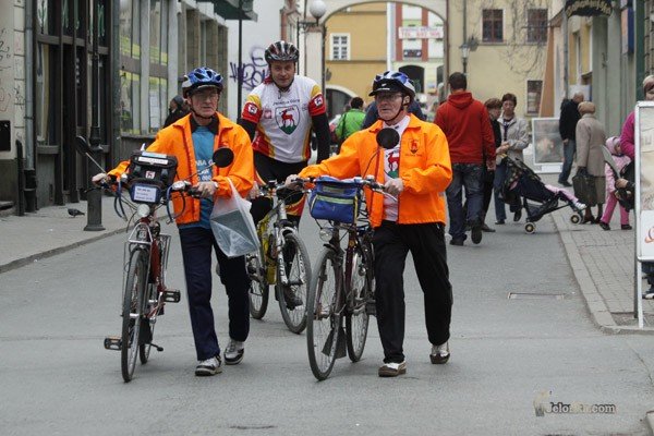 trzysta-tysiecy-kilometrow-w-nogach-26951