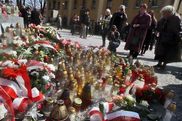 na-stos-cia-rzucili-polski-los-video-27001