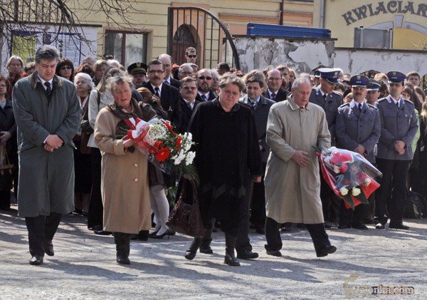 na-stos-cia-rzucili-polski-los-video-27001