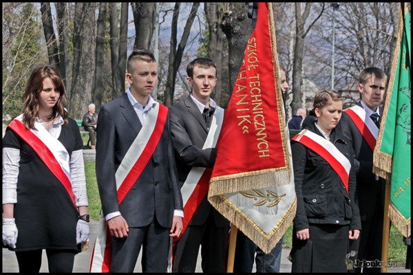 na-stos-cia-rzucili-polski-los-video-27001